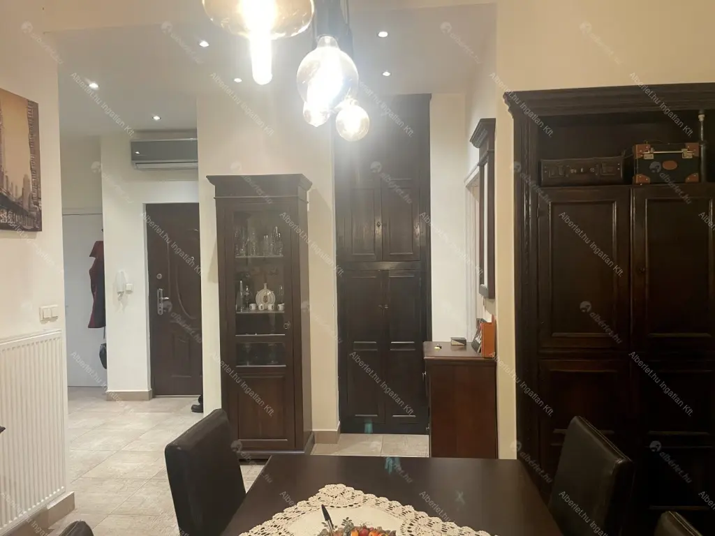 Kiadó albérlet 422000 Ft/hó áron: Budapest, VI. kerület  Hajós utca. Mérete: 75 nm, 3 szobás | Alberlet.hu - 6655615