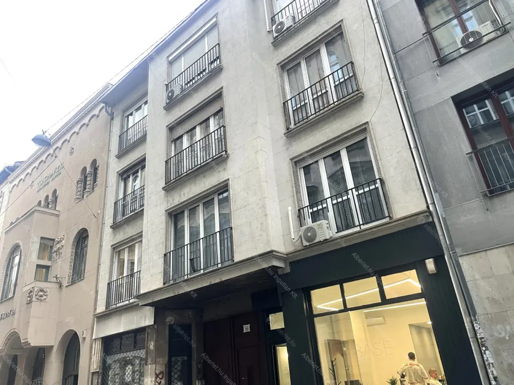 Kiadó albérlet 422000 Ft/hó áron: Budapest, VI. kerület  Hajós utca. Mérete: 75 nm, 3 szobás | Alberlet.hu - 6655621