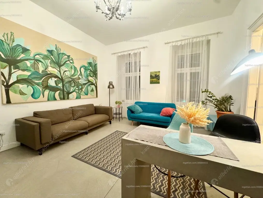 Kiadó albérlet 325000 Ft/hó áron: Budapest, VI. kerület  Hunyadi tér. Mérete: 66 nm, 3 szobás | Alberlet.hu - 6632609