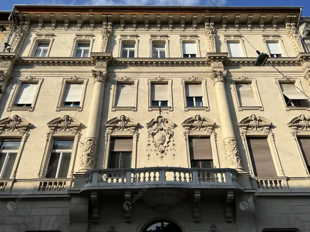 Kiadó albérlet 400000 Ft/hó áron: Budapest, VI. kerület  Hunyadi tér. Mérete: 75 nm, 3 szobás | Alberlet.hu - 6636933