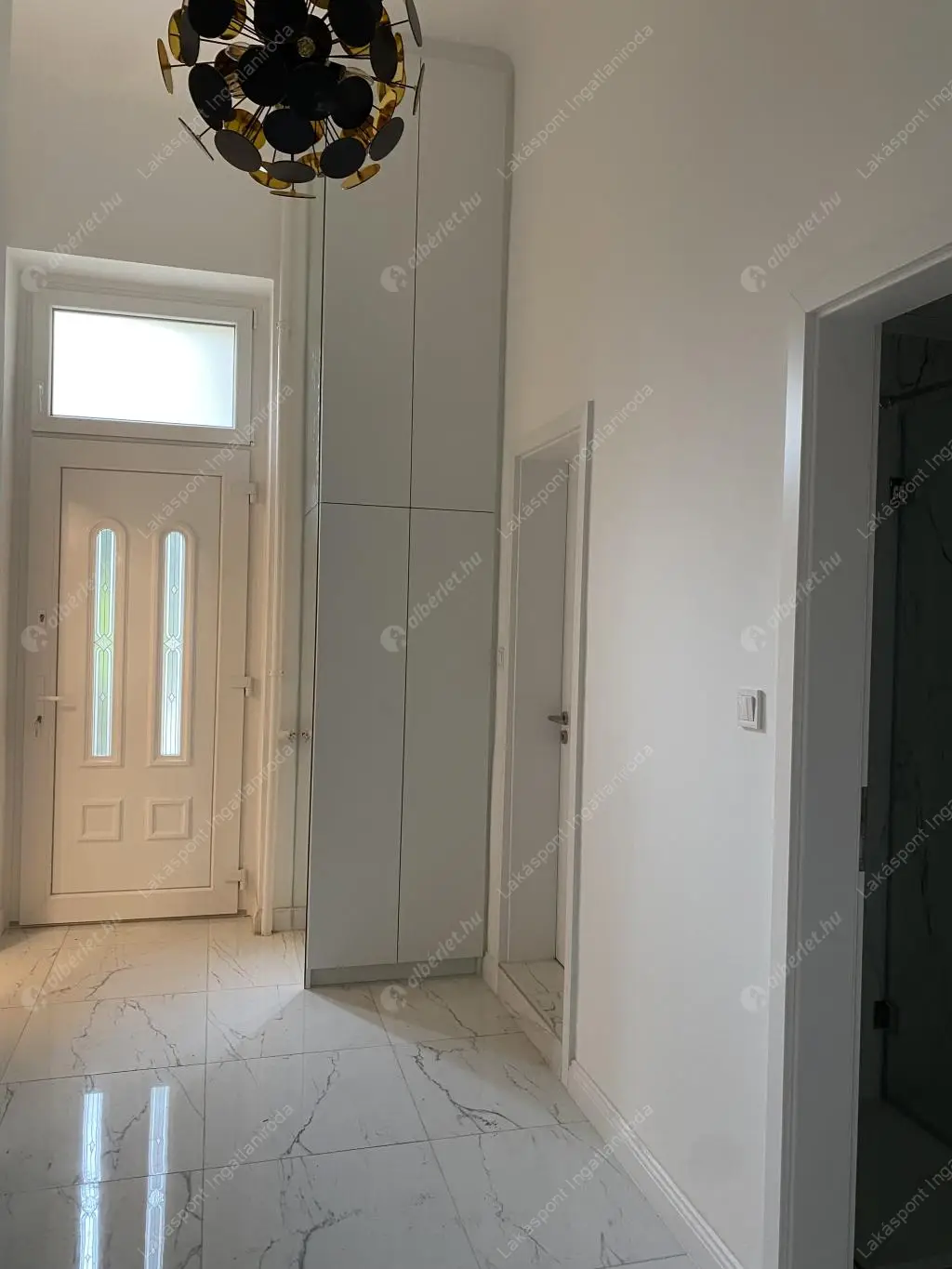 Kiadó albérlet 570000 Ft/hó áron: Budapest, VI. kerület  Izabella út. Mérete: 100 nm, 5 szobás | Alberlet.hu - 6584708