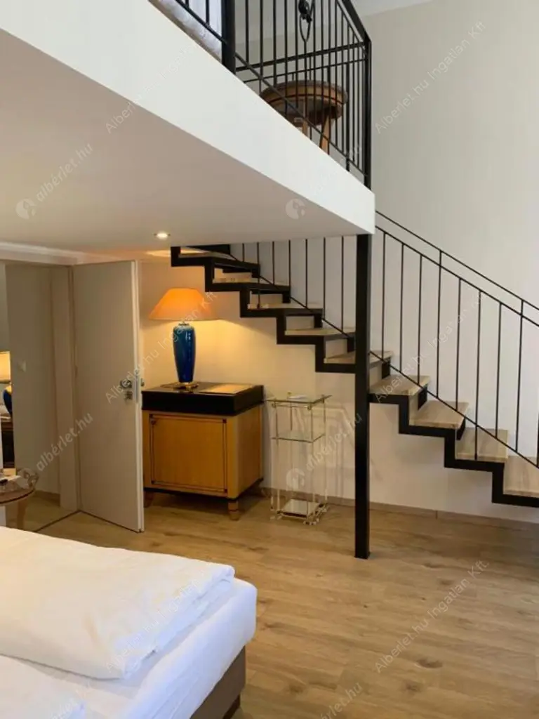 Kiadó albérlet 980000 Ft/hó áron: Budapest, VI. kerület  Izabella utca. Mérete: 134 nm, 4 szobás | Alberlet.hu - 6629182