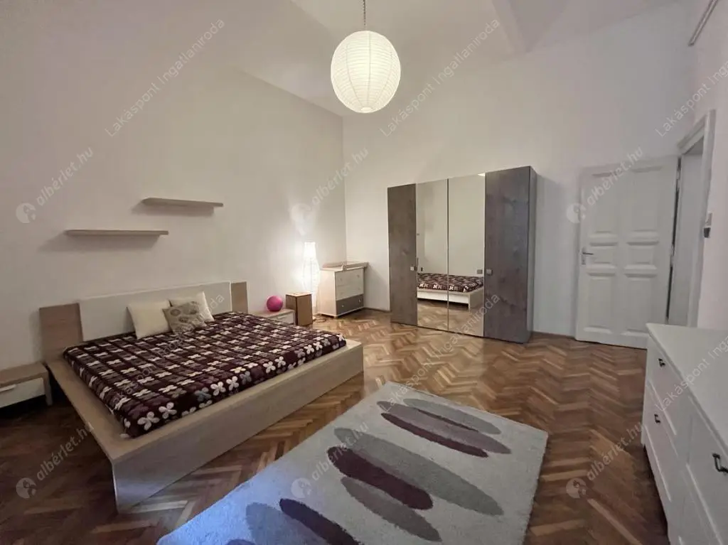 Kiadó albérlet 230000 Ft/hó áron: Budapest, VI. kerület  Izabella utca. Mérete: 61 nm, 2 szobás | Alberlet.hu - 6603338