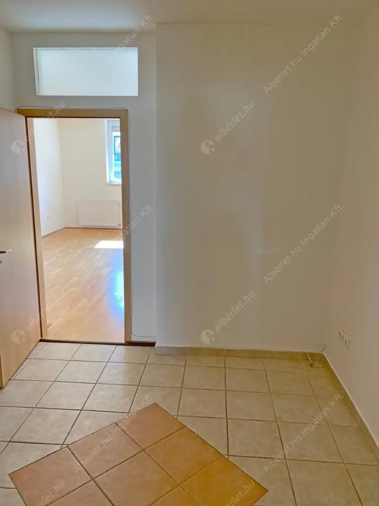 Kiadó albérlet 280000 Ft/hó áron: Budapest, VI. kerület  Izabella utca. Mérete: 62 nm, 1 szobás | Alberlet.hu - 6598065