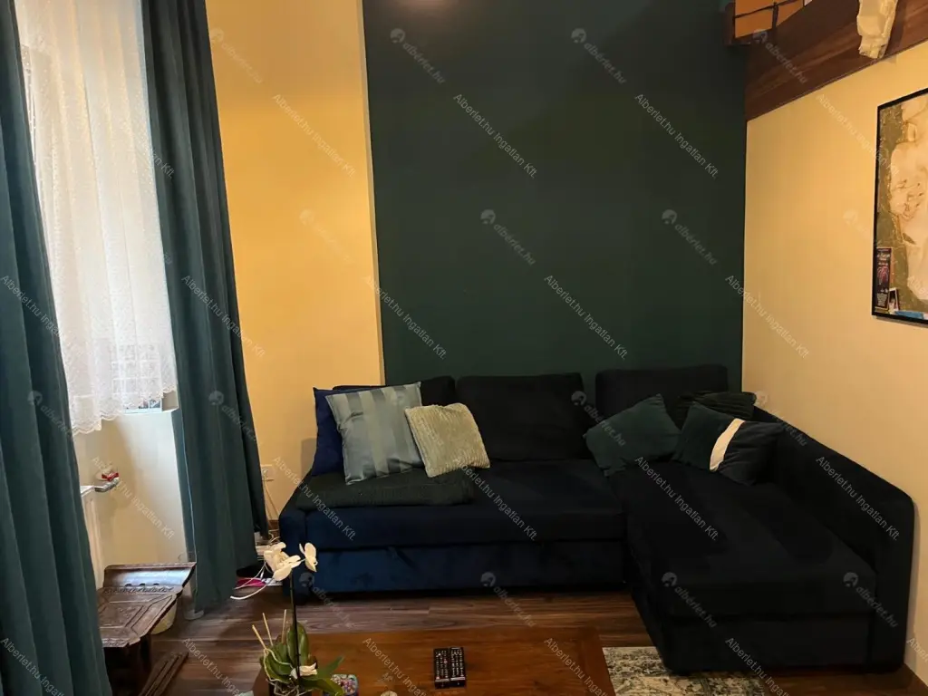 Kiadó albérlet 215000 Ft/hó áron: Budapest, VI. kerület  Jókai tér. Mérete: 32 nm, 1 szobás | Alberlet.hu - 6685006