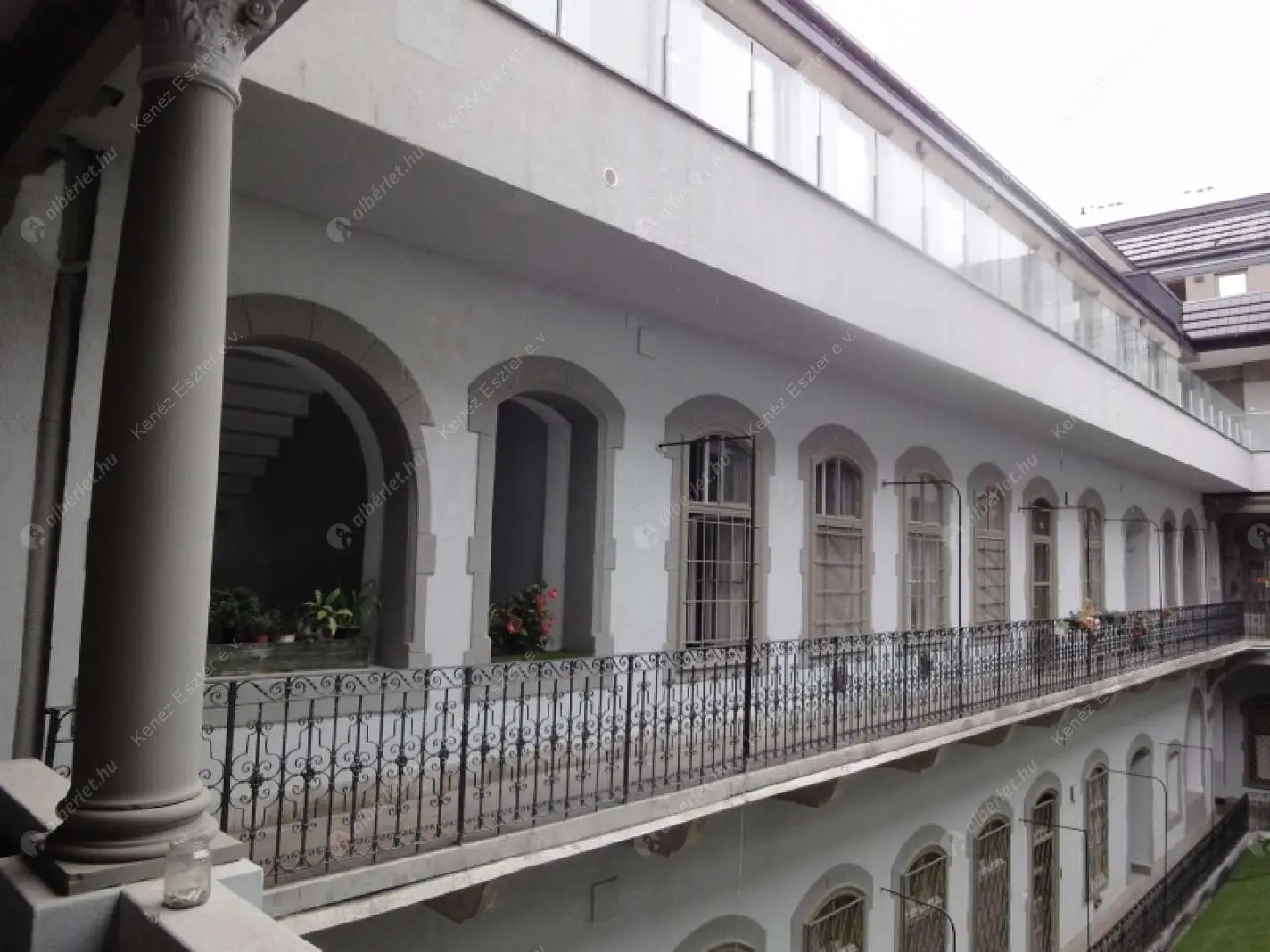 Kiadó albérlet 630000 Ft/hó áron: Budapest, VI. kerület  Jókai utca. Mérete: 105 nm, 3 szobás | Alberlet.hu - 6490507