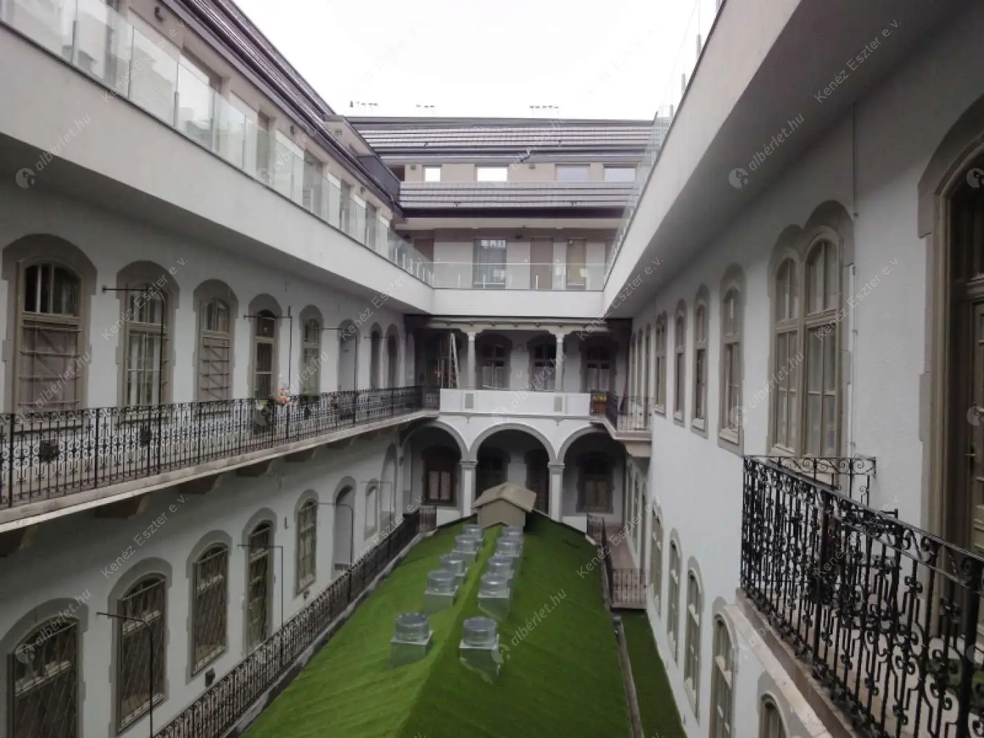 Kiadó albérlet 630000 Ft/hó áron: Budapest, VI. kerület  Jókai utca. Mérete: 105 nm, 3 szobás | Alberlet.hu - 6490513