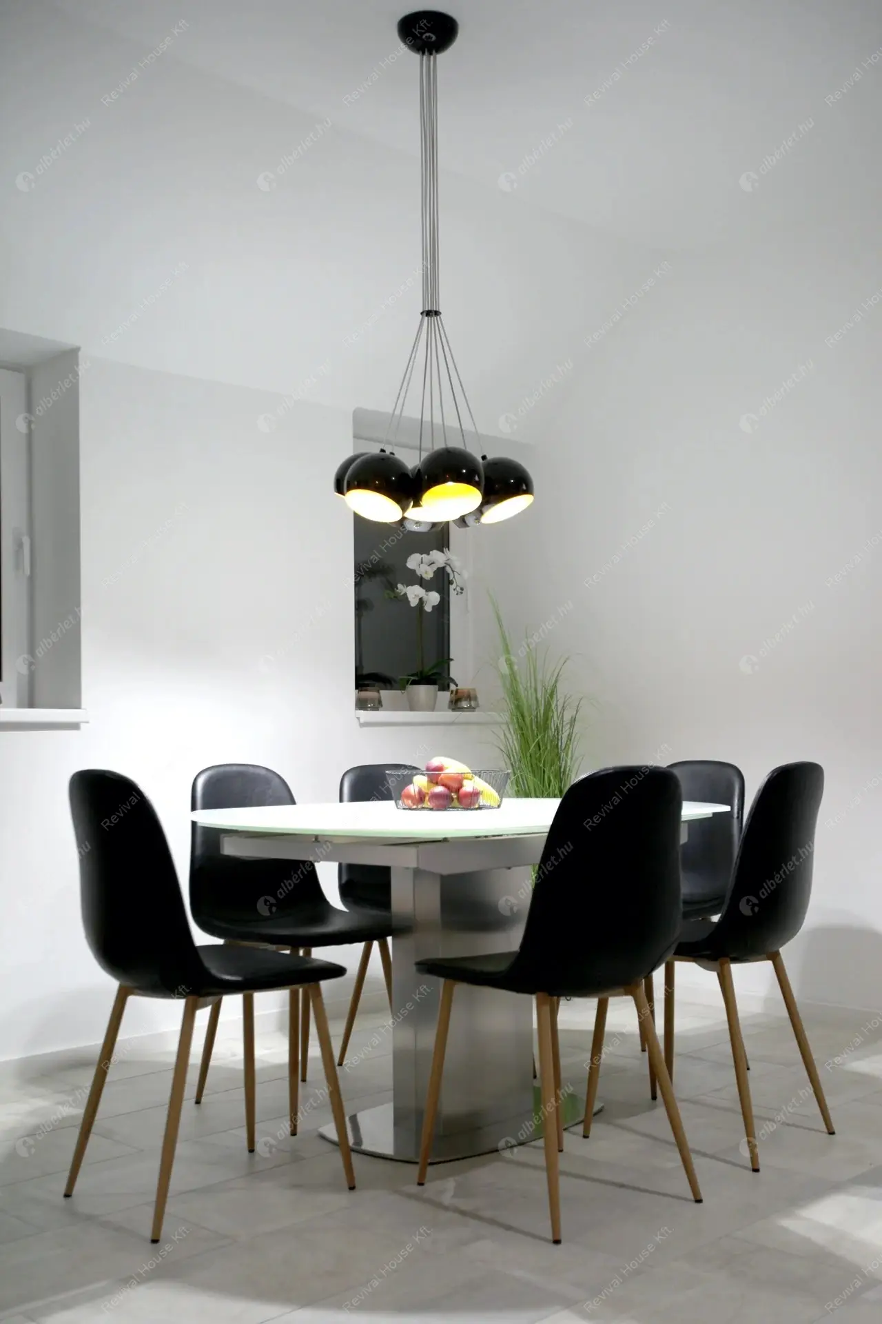 Kiadó albérlet 1400000 Ft/hó áron: Budapest, VI. kerület  Jókai utca. Mérete: 136 nm, 4 szobás | Alberlet.hu - 6304687