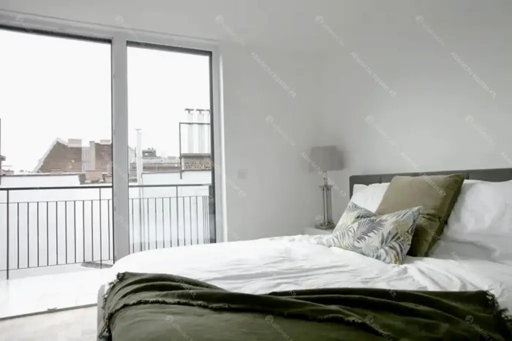 Kiadó albérlet 1350000 Ft/hó áron: Budapest, VI. kerület  Jókai utca. Mérete: 136 nm, 4 szobás | Alberlet.hu - 6681947