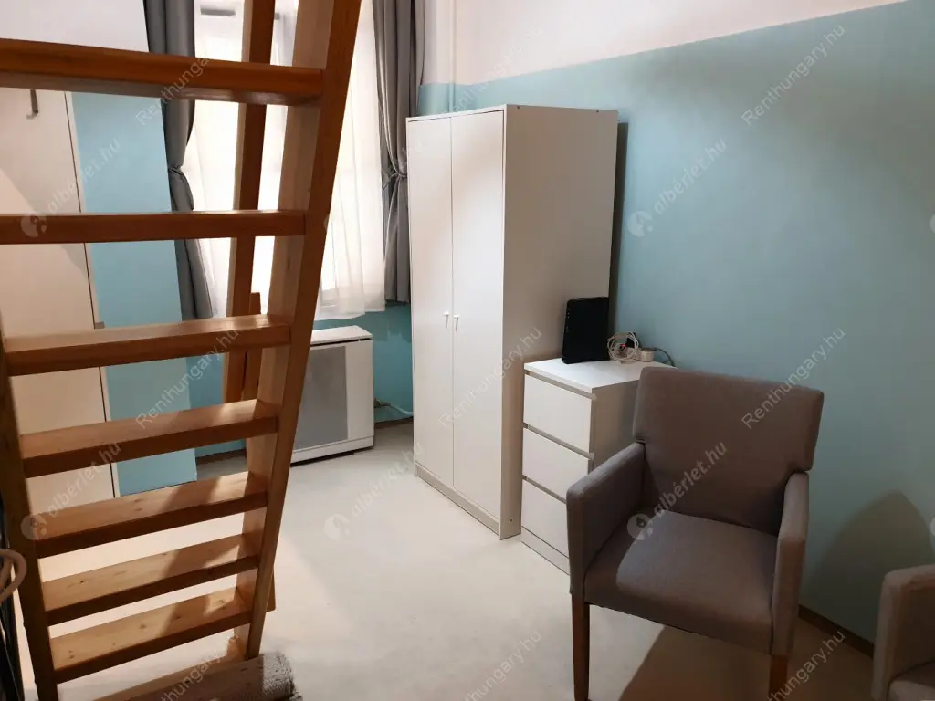 Kiadó albérlet 200000 Ft/hó áron: Budapest, VI. kerület  Jókai utca. Mérete: 26 nm, 1 szobás | Alberlet.hu - 6609899