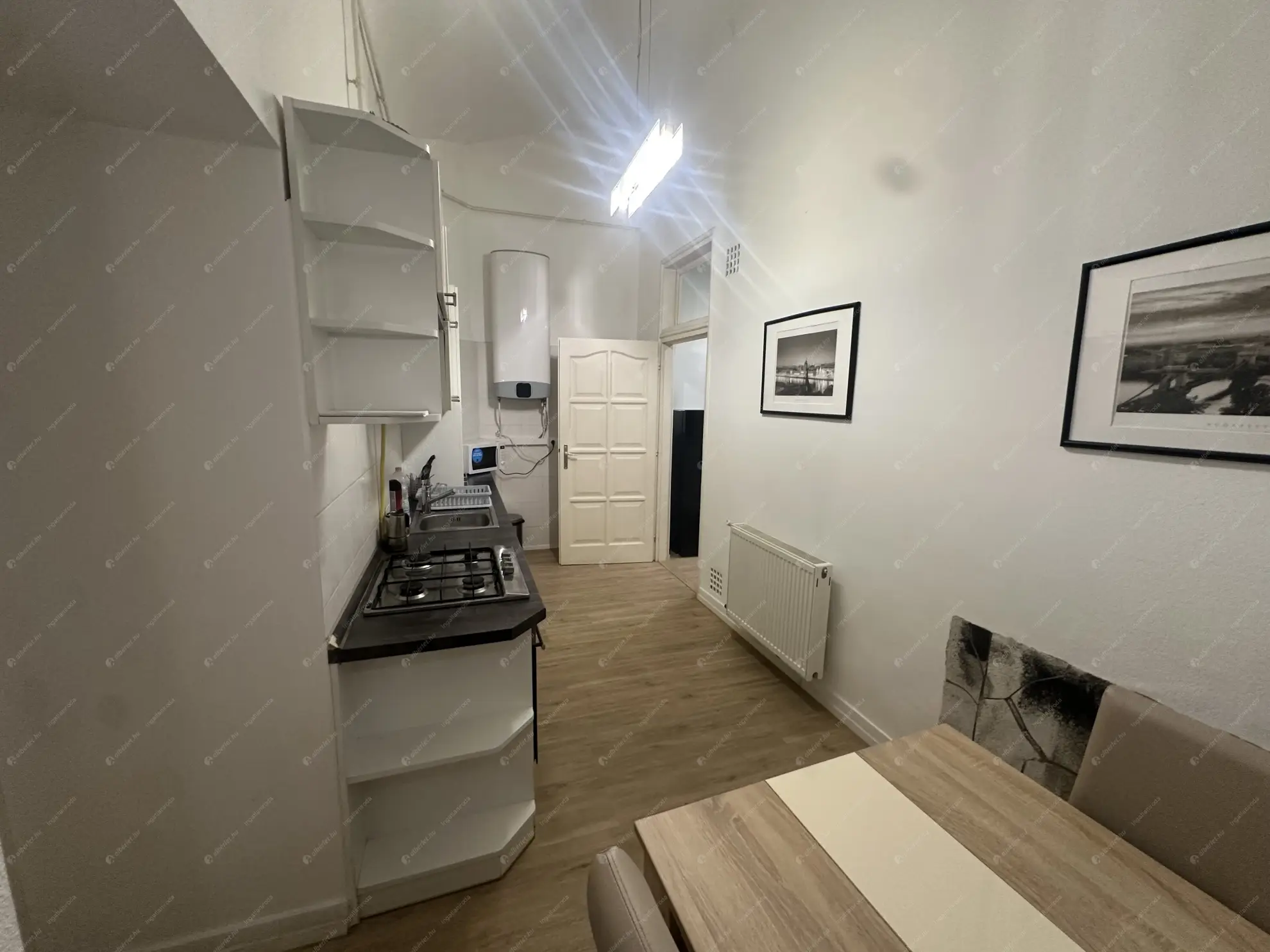 Kiadó albérlet 270000 Ft/hó áron: Budapest, VI. kerület  Jókai utca. Mérete: 46 nm, 1 szobás | Alberlet.hu - 6627278