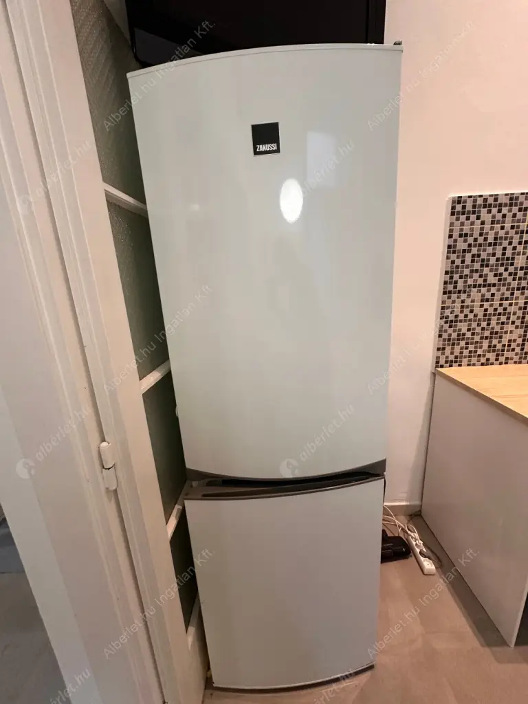 Kiadó albérlet 270000 Ft/hó áron: Budapest, VI. kerület  Jókai utca. Mérete: 50 nm, 2 szobás | Alberlet.hu - 6603126