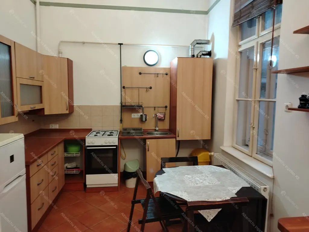 Kiadó albérlet 250000 Ft/hó áron: Budapest, VI. kerület  Jókai utca. Mérete: 50 nm, 2 szobás | Alberlet.hu - 6660780