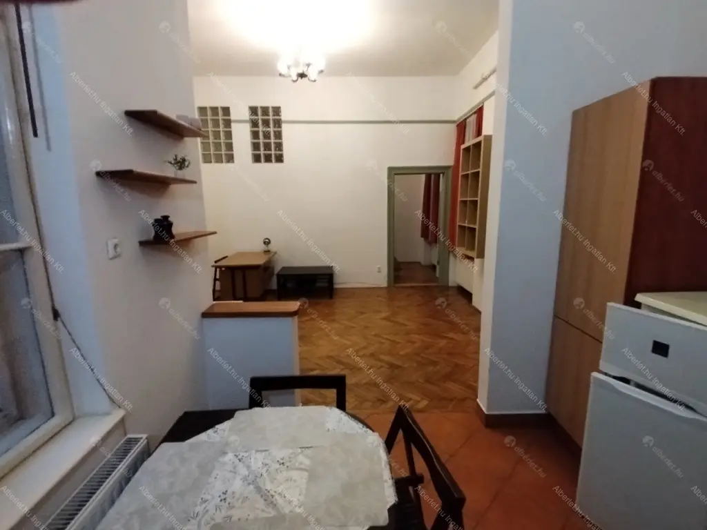 Kiadó albérlet 250000 Ft/hó áron: Budapest, VI. kerület  Jókai utca. Mérete: 50 nm, 2 szobás | Alberlet.hu - 6660781