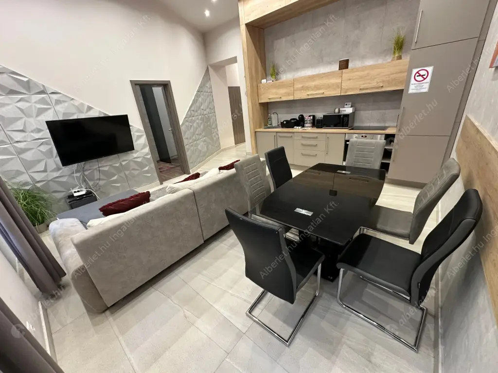 Kiadó albérlet 450000 Ft/hó áron: Budapest, VI. kerület  Jókai utca. Mérete: 66 nm, 4 szobás | Alberlet.hu - 6633398