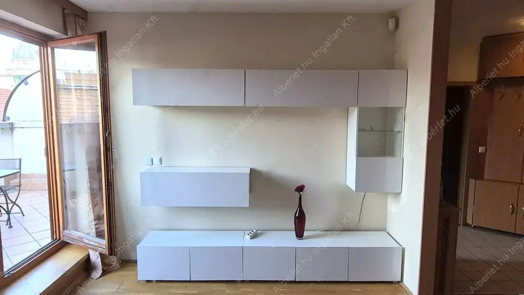 Kiadó albérlet 275000 Ft/hó áron: Budapest, VI. kerület  Káldy Gyula utca. Mérete: 41 nm, 1 szobás | Alberlet.hu - 6552707