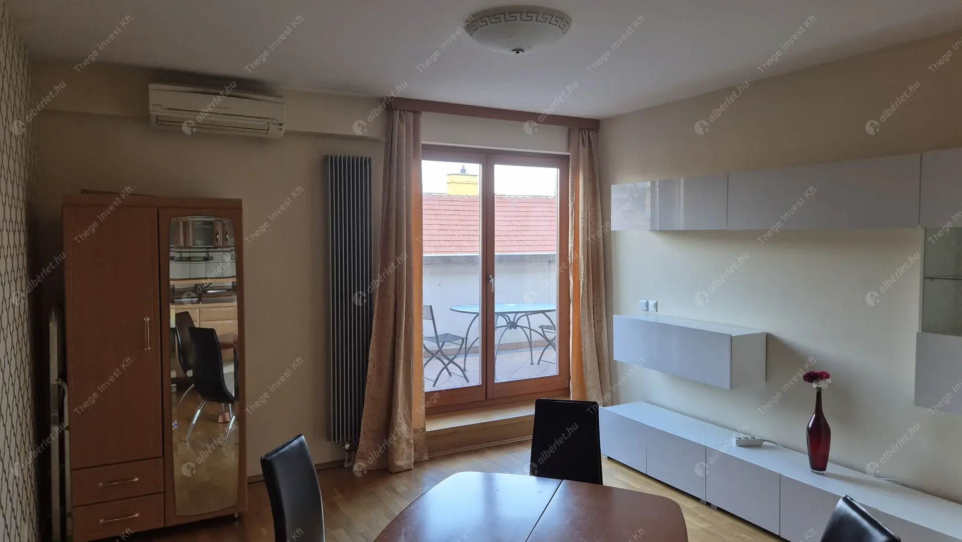 Kiadó albérlet 275000 Ft/hó áron: Budapest, VI. kerület  Káldy Gyula utca. Mérete: 41 nm, 2 szobás | Alberlet.hu - 6544348