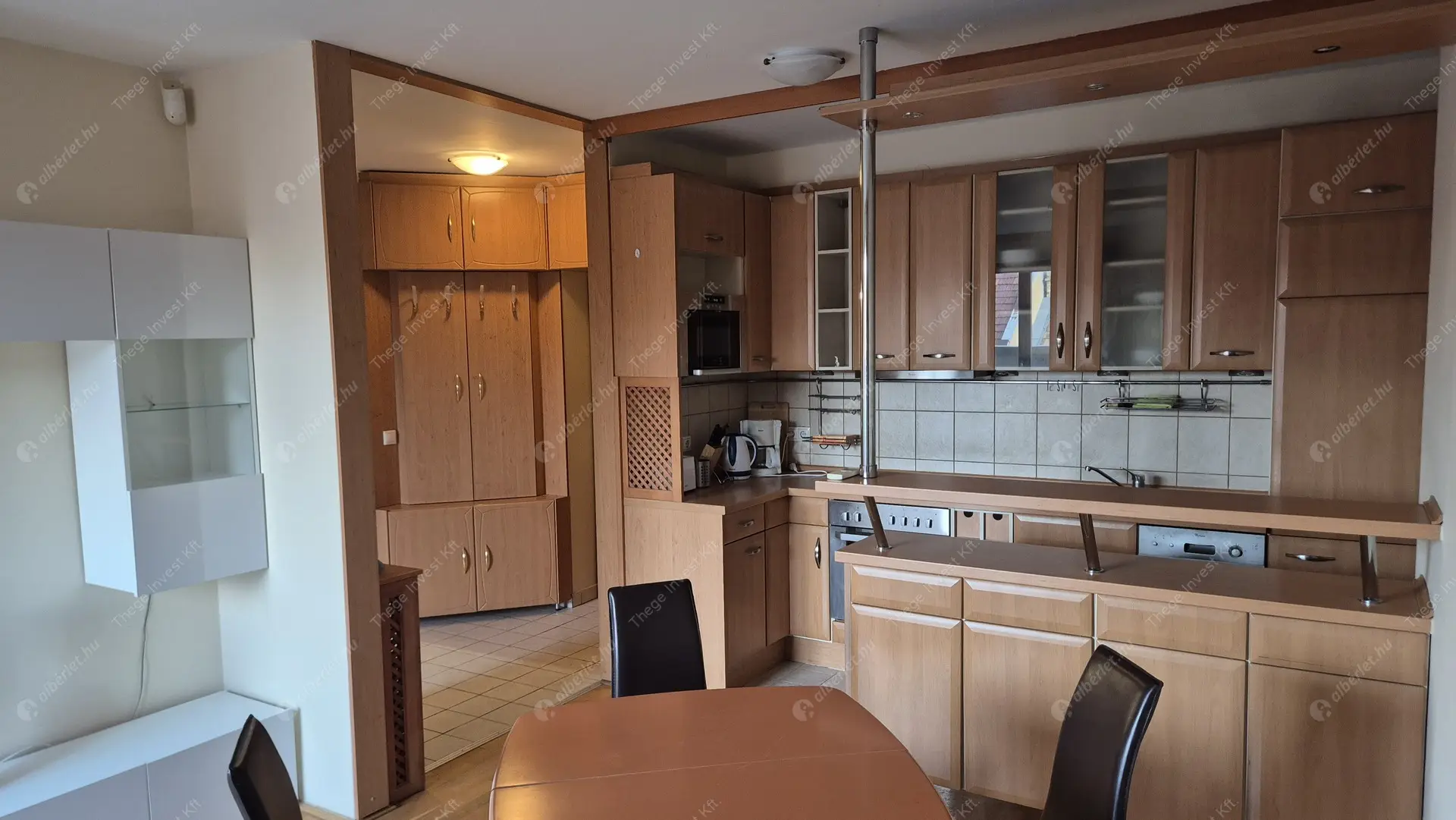 Kiadó albérlet 275000 Ft/hó áron: Budapest, VI. kerület  Káldy Gyula utca. Mérete: 41 nm, 2 szobás | Alberlet.hu - 6544349