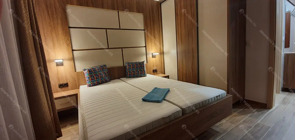 Kiadó albérlet 350000 Ft/hó áron: Budapest, VI. kerület  Káldy Gyula utca. Mérete: 47 nm, 2 szobás | Alberlet.hu - 6707303