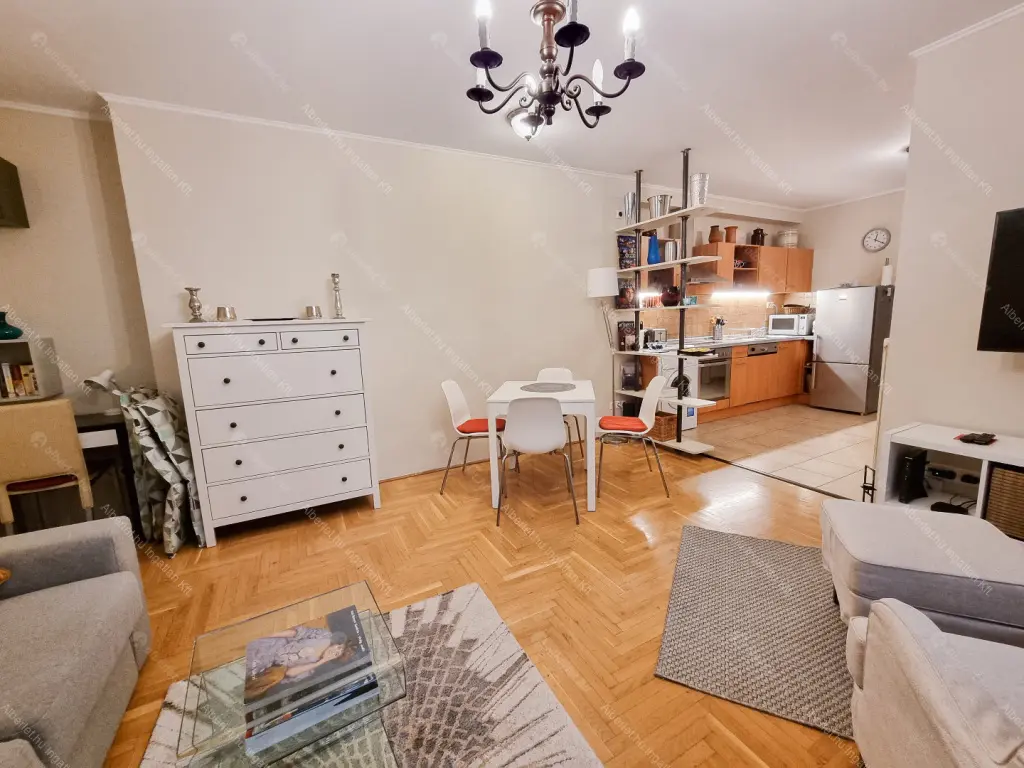 Kiadó albérlet 340000 Ft/hó áron: Budapest, VI. kerület  Káldy Gyula utca. Mérete: 51 nm, 2 szobás | Alberlet.hu - 6642957