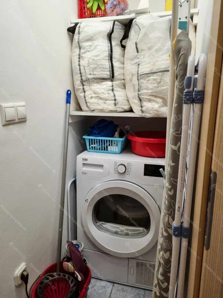 Kiadó albérlet 340000 Ft/hó áron: Budapest, VI. kerület  Káldy Gyula utca. Mérete: 51 nm, 2 szobás | Alberlet.hu - 6642976