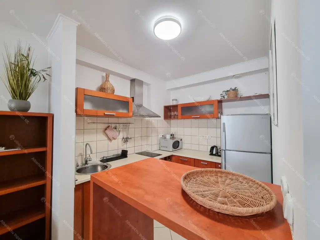 Kiadó albérlet 320000 Ft/hó áron: Budapest, VI. kerület  Káldy Gyula utca. Mérete: 54 nm, 2 szobás | Alberlet.hu - 6686493