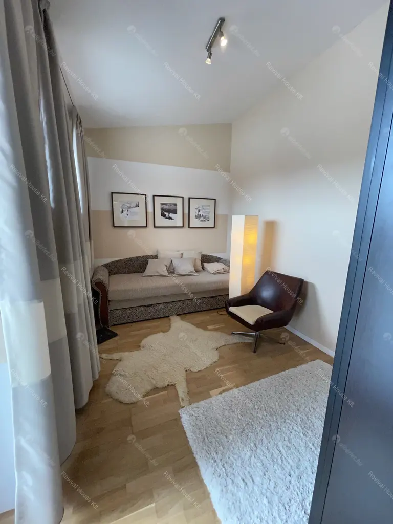 Kiadó albérlet 720000 Ft/hó áron: Budapest, VI. kerület  Káldy Gyula utca. Mérete: 80 nm, 3 szobás | Alberlet.hu - 5367175