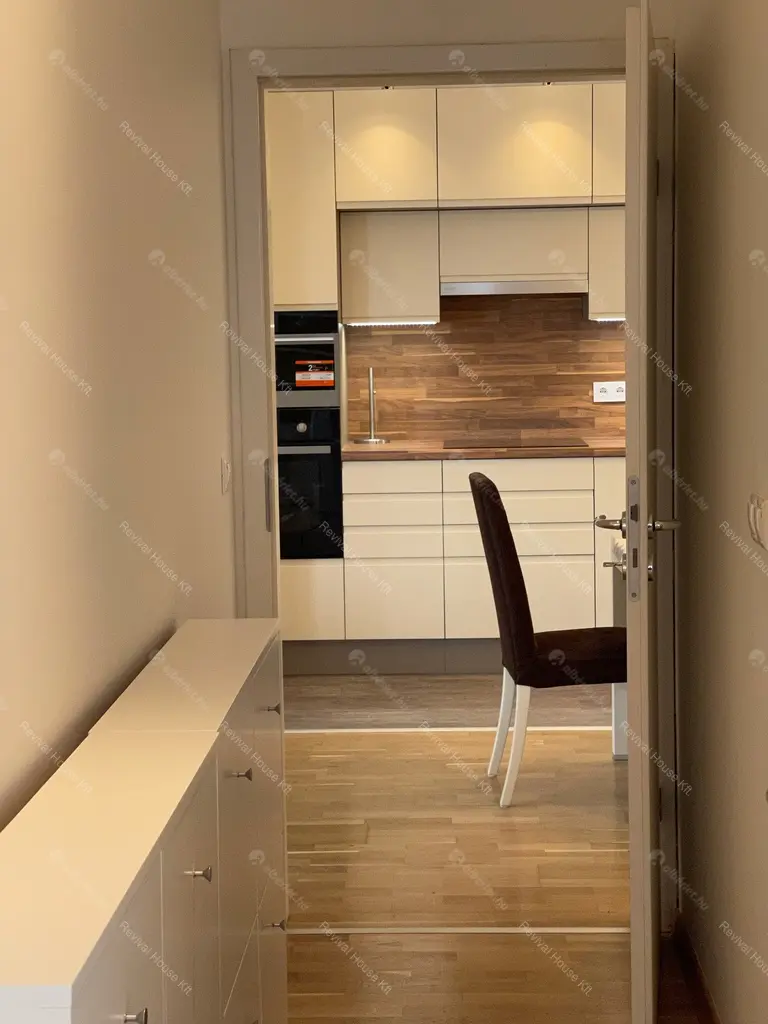 Kiadó albérlet 720000 Ft/hó áron: Budapest, VI. kerület  Káldy Gyula utca. Mérete: 80 nm, 3 szobás | Alberlet.hu - 5367191