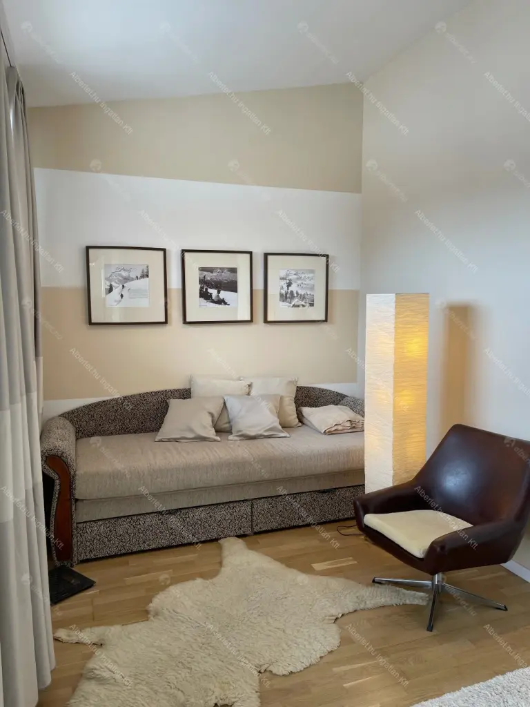 Kiadó albérlet 699000 Ft/hó áron: Budapest, VI. kerület  Káldy Gyula utca. Mérete: 80 nm, 3 szobás | Alberlet.hu - 6638446