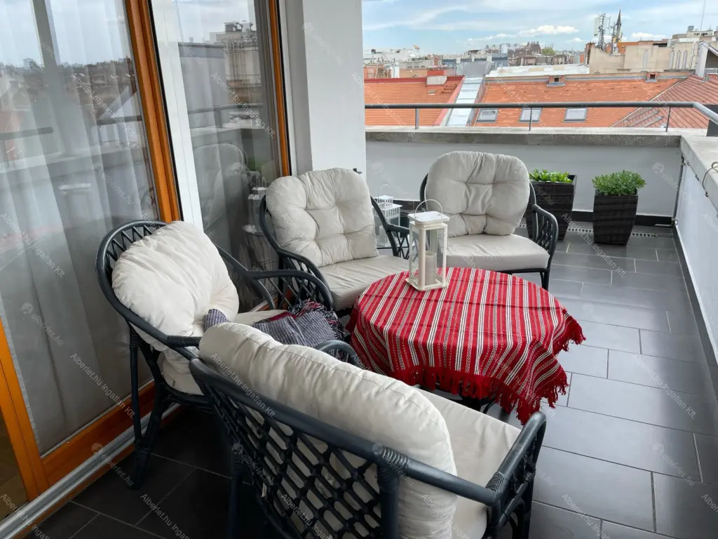 Kiadó albérlet 699000 Ft/hó áron: Budapest, VI. kerület  Káldy Gyula utca. Mérete: 80 nm, 3 szobás | Alberlet.hu - 6638448