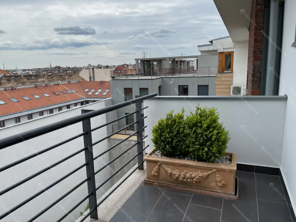 Kiadó albérlet 699000 Ft/hó áron: Budapest, VI. kerület  Káldy Gyula utca. Mérete: 80 nm, 3 szobás | Alberlet.hu - 6638453