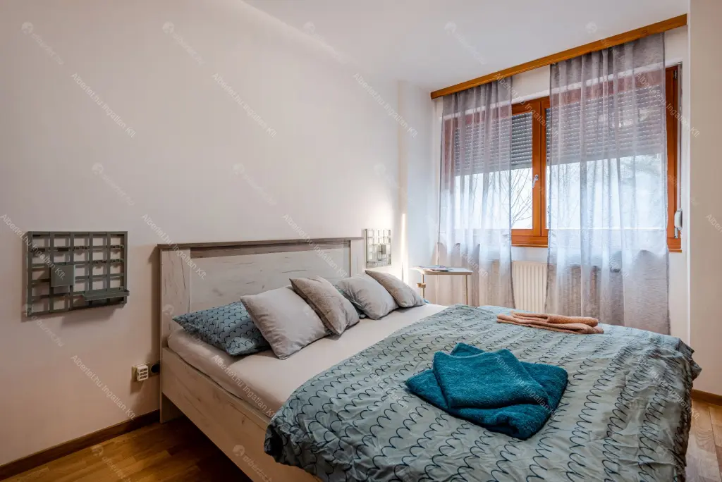 Kiadó albérlet 550000 Ft/hó áron: Budapest, VI. kerület  Káldy Gyula utca. Mérete: 90 nm, 3 szobás | Alberlet.hu - 6654953