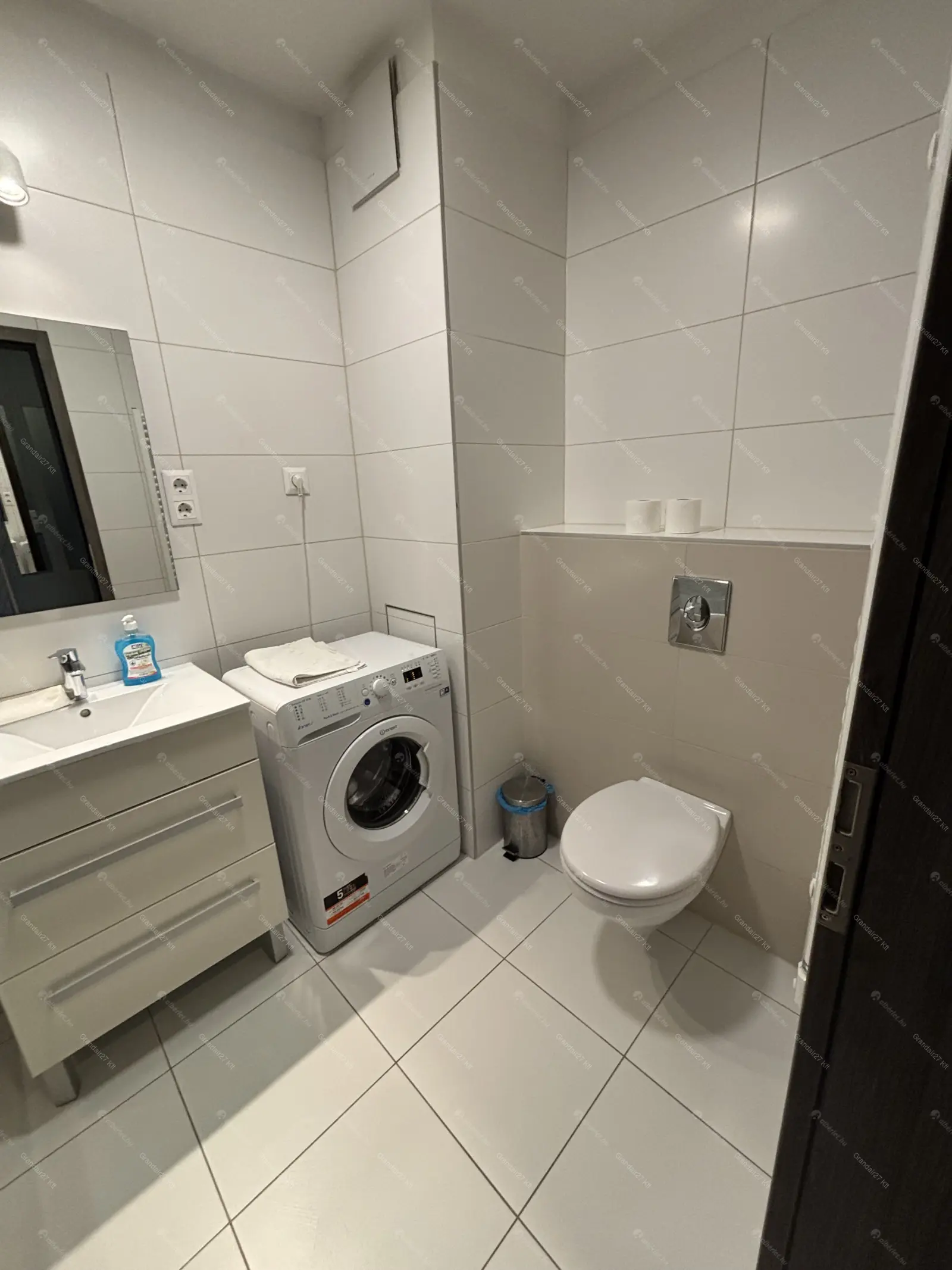 Kiadó albérlet 320000 Ft/hó áron: Budapest, VI. kerület  Király . Mérete: 45 nm, 2 szobás | Alberlet.hu - 6661748