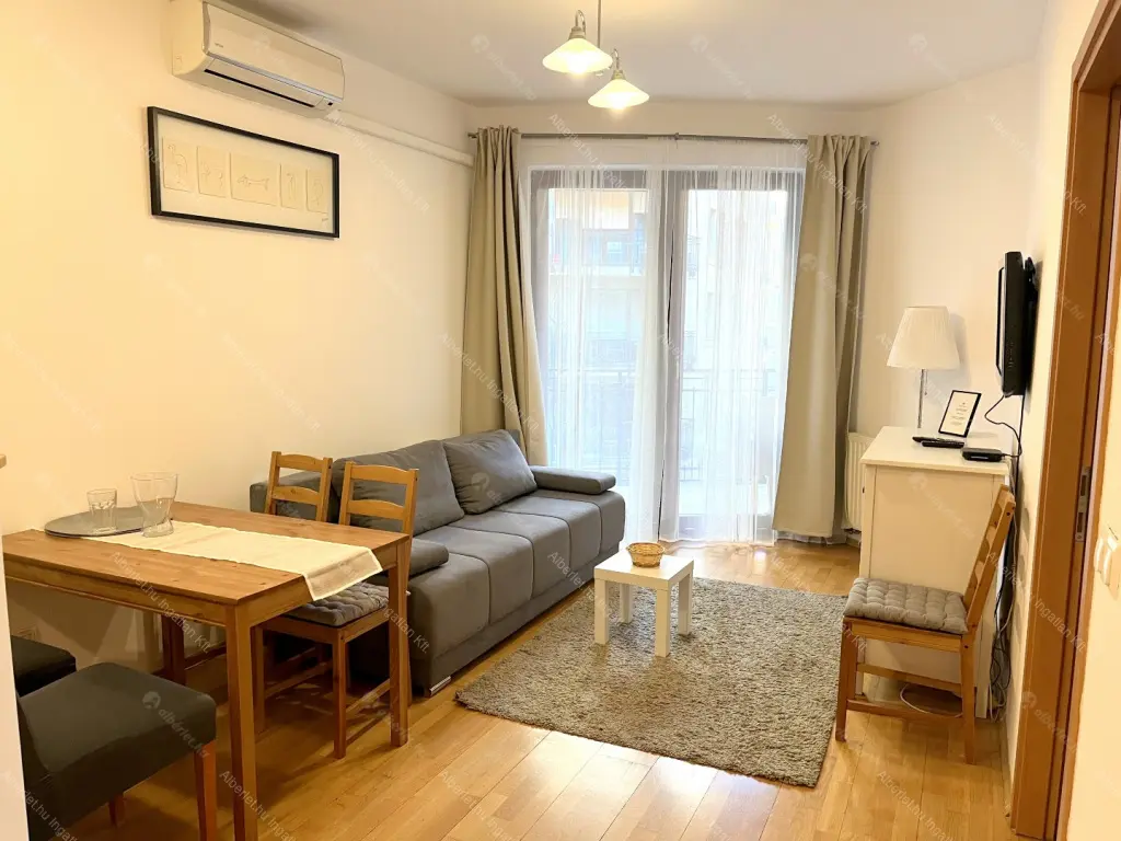 Kiadó albérlet 280000 Ft/hó áron: Budapest, VI. kerület  Király udvar . Mérete: 42 nm, 2 szobás | Alberlet.hu - 6671722