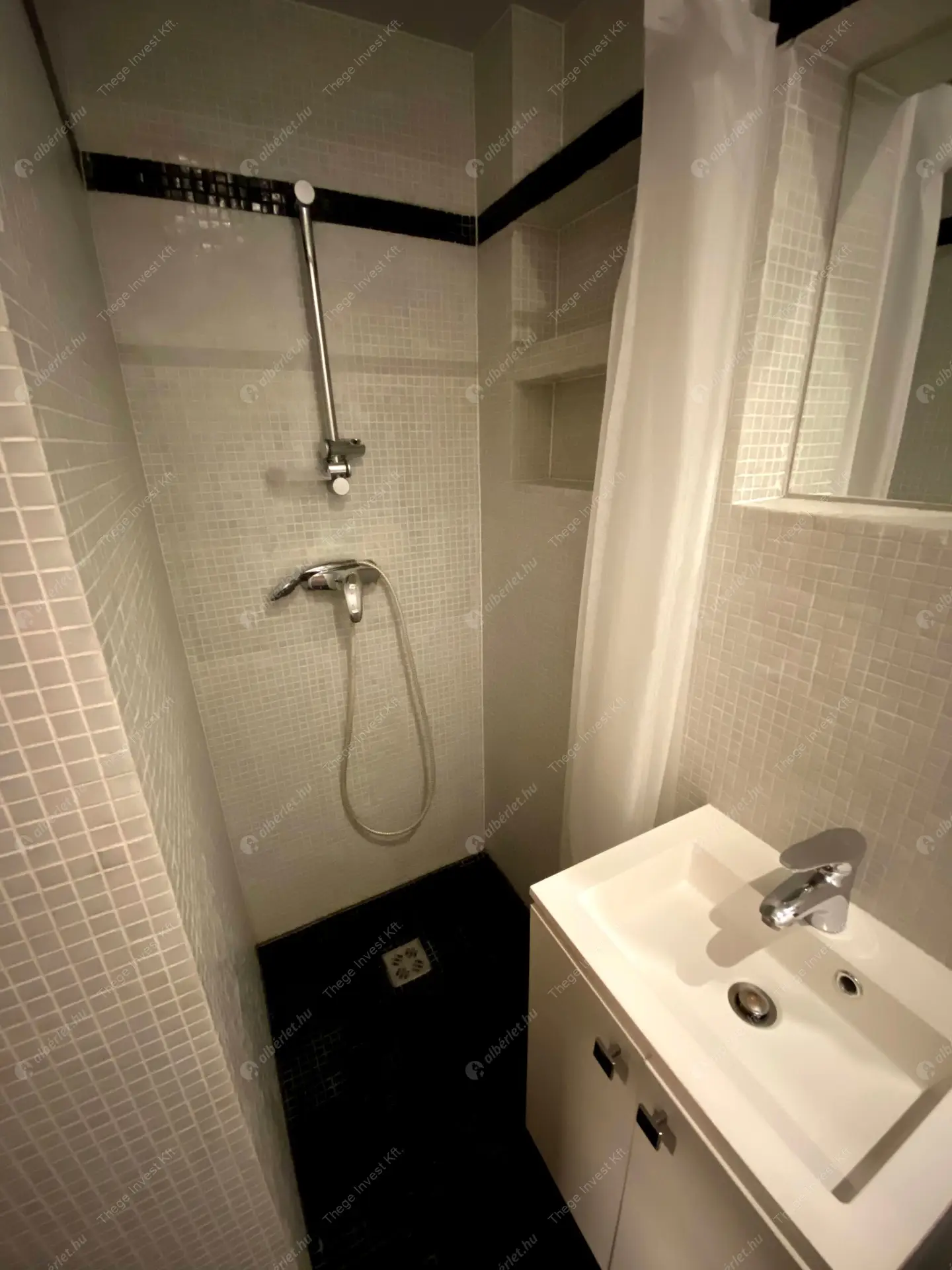 Kiadó albérlet 260000 Ft/hó áron: Budapest, VI. kerület  Király utca. Mérete: 35 nm, 1 szobás | Alberlet.hu - 6532600