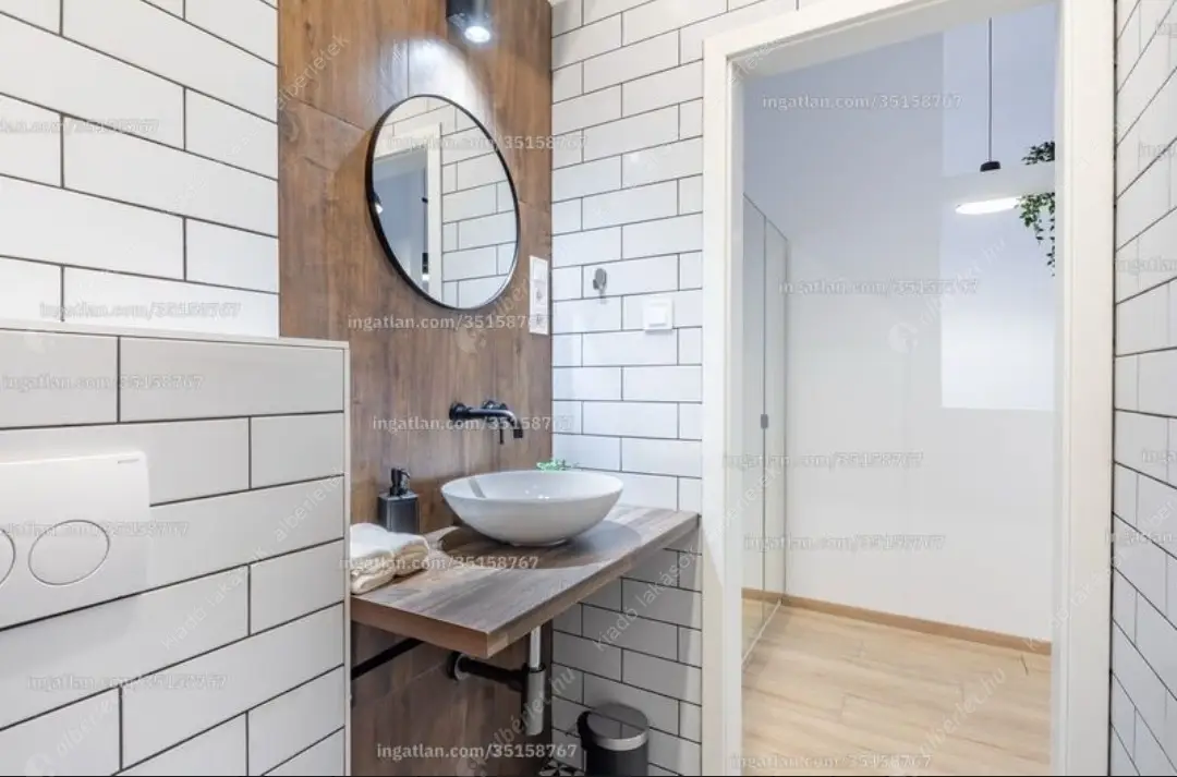 Kiadó albérlet 280000 Ft/hó áron: Budapest, VI. kerület  Király utca. Mérete: 35 nm, 1 szobás | Alberlet.hu - 6619302