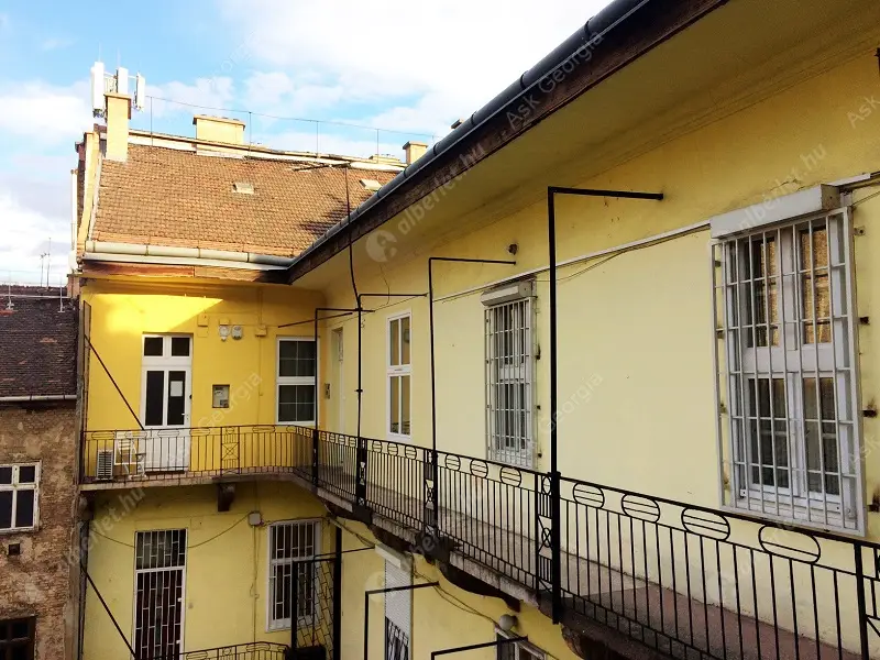 Kiadó albérlet 250000 Ft/hó áron: Budapest, VI. kerület  Király utca. Mérete: 45 nm, 1 szobás | Alberlet.hu - 6631937