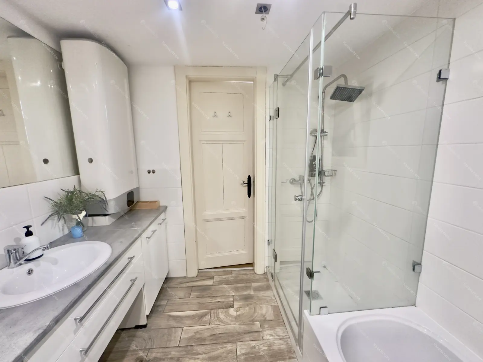 Kiadó albérlet 270000 Ft/hó áron: Budapest, VI. kerület  Király utca. Mérete: 48 nm, 2 szobás | Alberlet.hu - 6705800