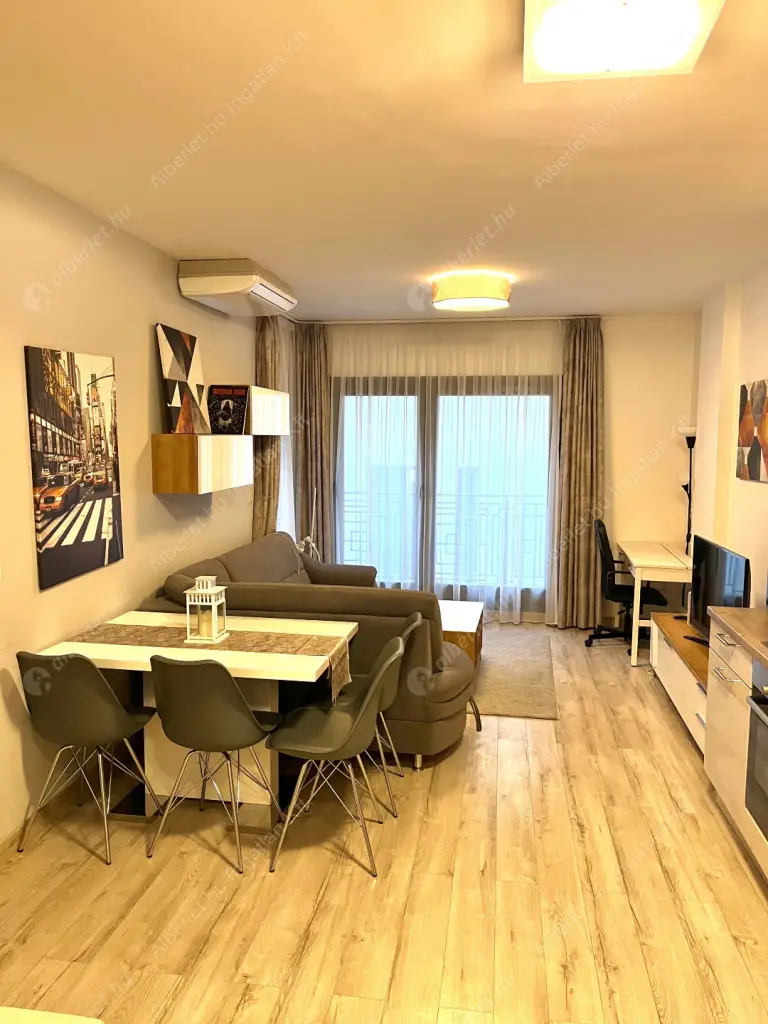 Kiadó albérlet 340000 Ft/hó áron: Budapest, VI. kerület  Király utca. Mérete: 49 nm, 2 szobás | Alberlet.hu - 6612754