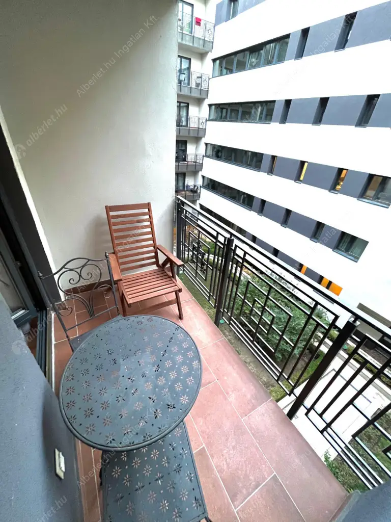 Kiadó albérlet 340000 Ft/hó áron: Budapest, VI. kerület  Király utca. Mérete: 49 nm, 2 szobás | Alberlet.hu - 6612757