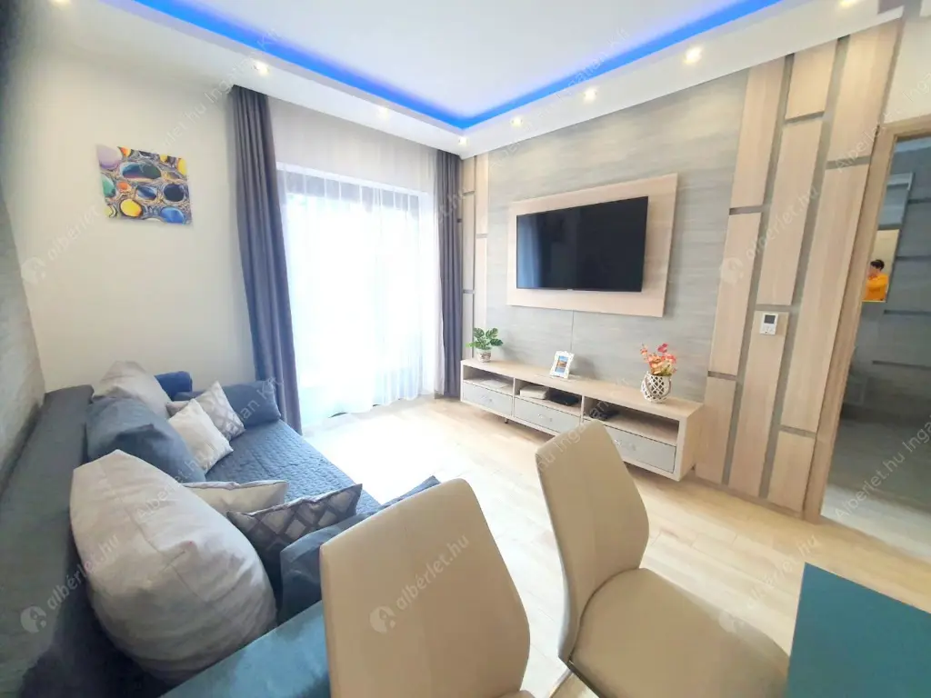 Kiadó albérlet 420000 Ft/hó áron: Budapest, VI. kerület  Király utca. Mérete: 50 nm, 2 szobás | Alberlet.hu - 6616980