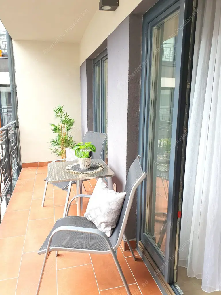 Kiadó albérlet 420000 Ft/hó áron: Budapest, VI. kerület  Király utca. Mérete: 50 nm, 2 szobás | Alberlet.hu - 6616986