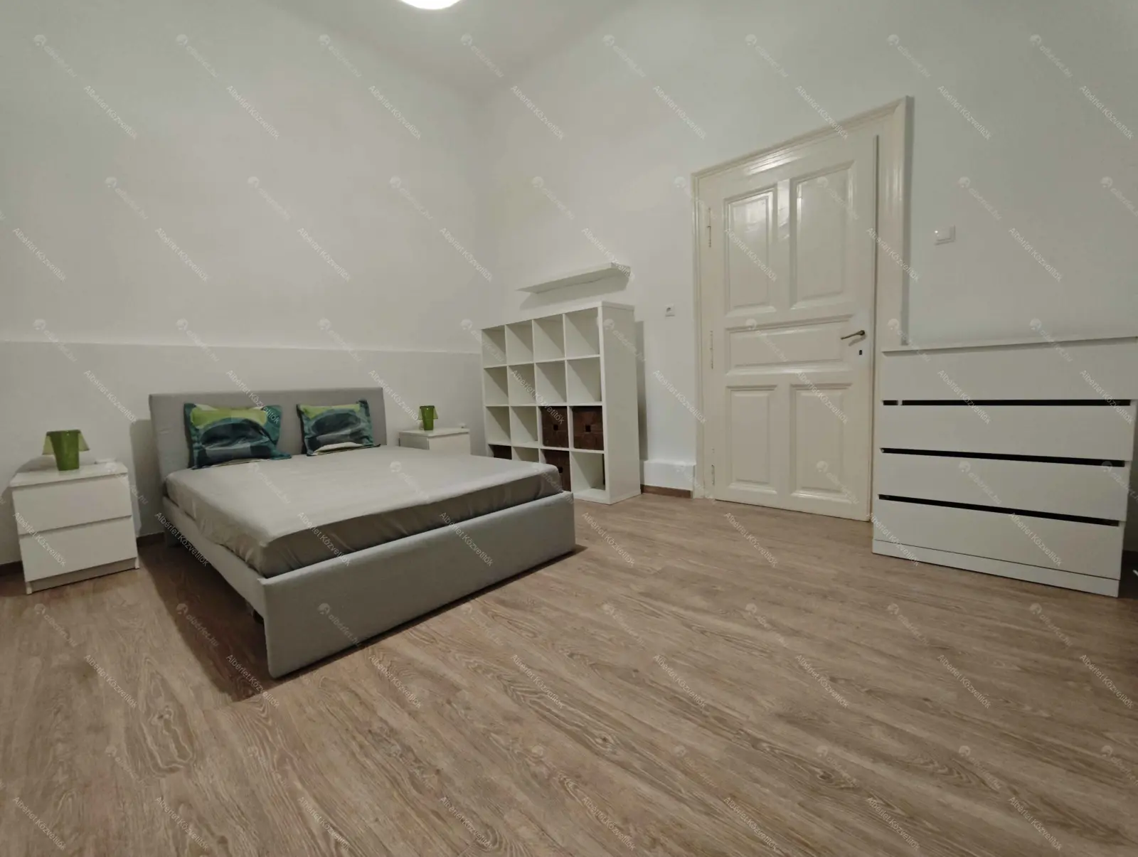 Kiadó albérlet 240000 Ft/hó áron: Budapest, VI. kerület  Király utca. Mérete: 54 nm, 2 szobás | Alberlet.hu - 6659552