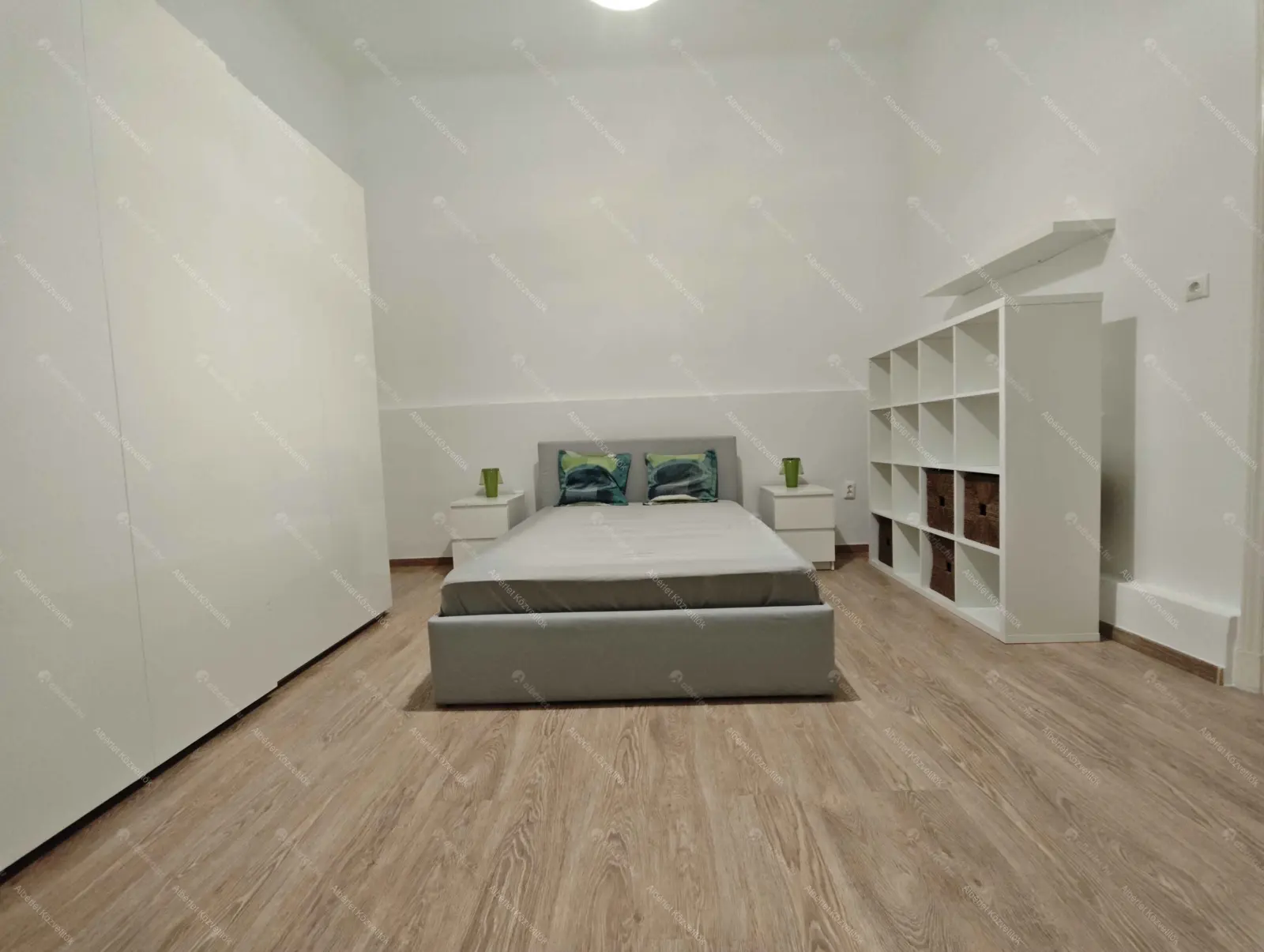 Kiadó albérlet 240000 Ft/hó áron: Budapest, VI. kerület  Király utca. Mérete: 54 nm, 2 szobás | Alberlet.hu - 6659553