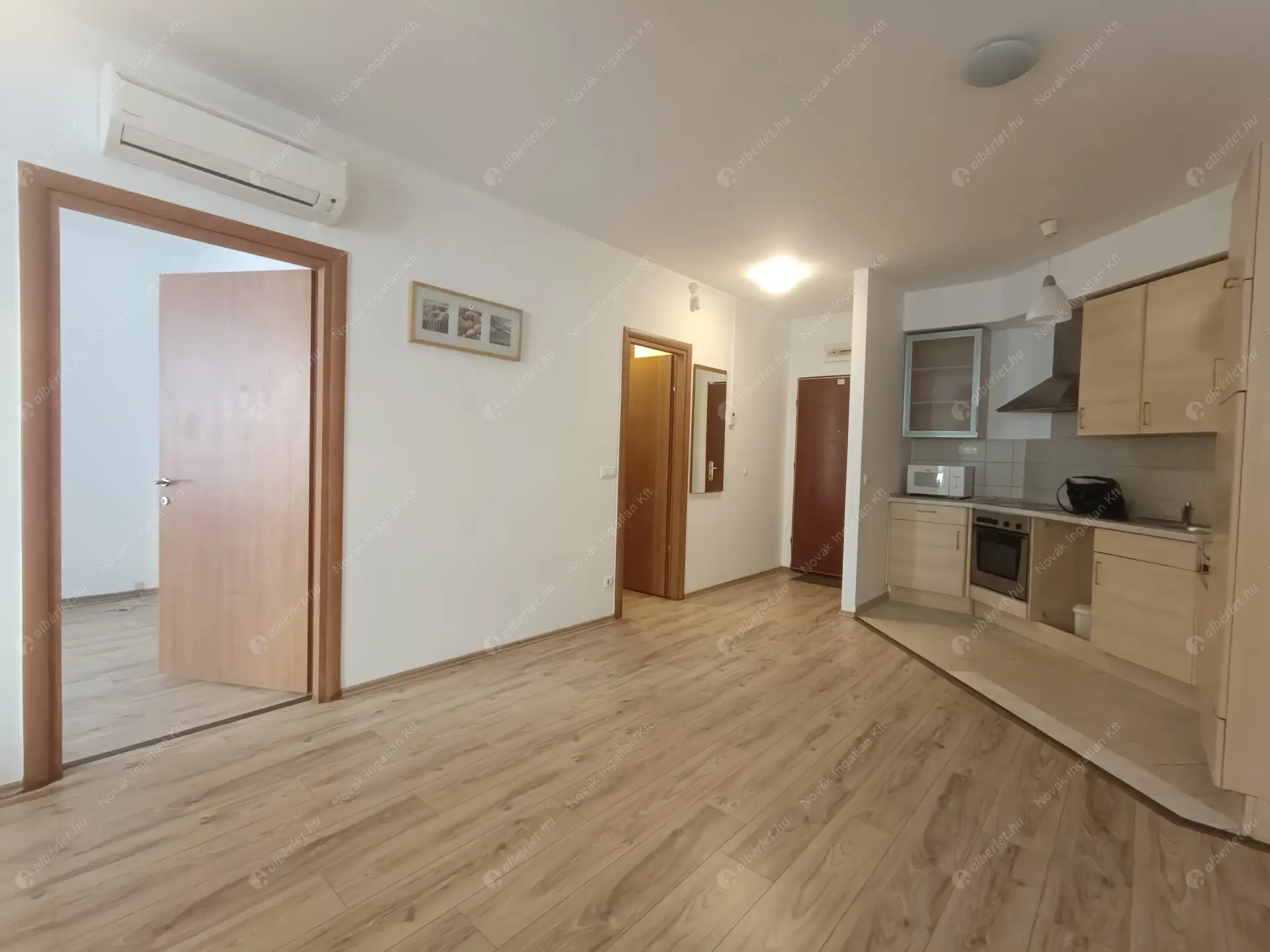 Kiadó albérlet 280000 Ft/hó áron: Budapest, VI. kerület  Király utca. Mérete: 58 nm, 2 szobás | Alberlet.hu - 6477130