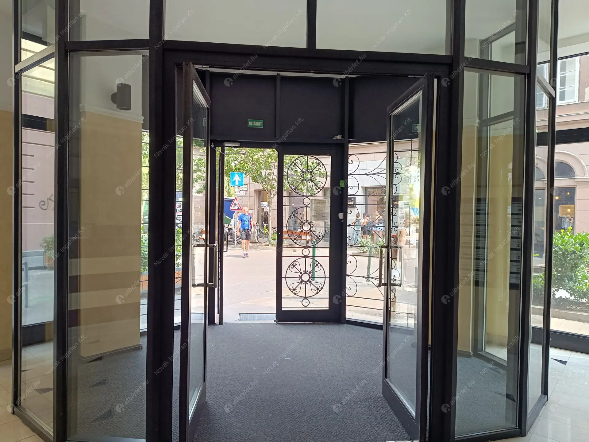 Kiadó albérlet 280000 Ft/hó áron: Budapest, VI. kerület  Király utca. Mérete: 58 nm, 2 szobás | Alberlet.hu - 6478688