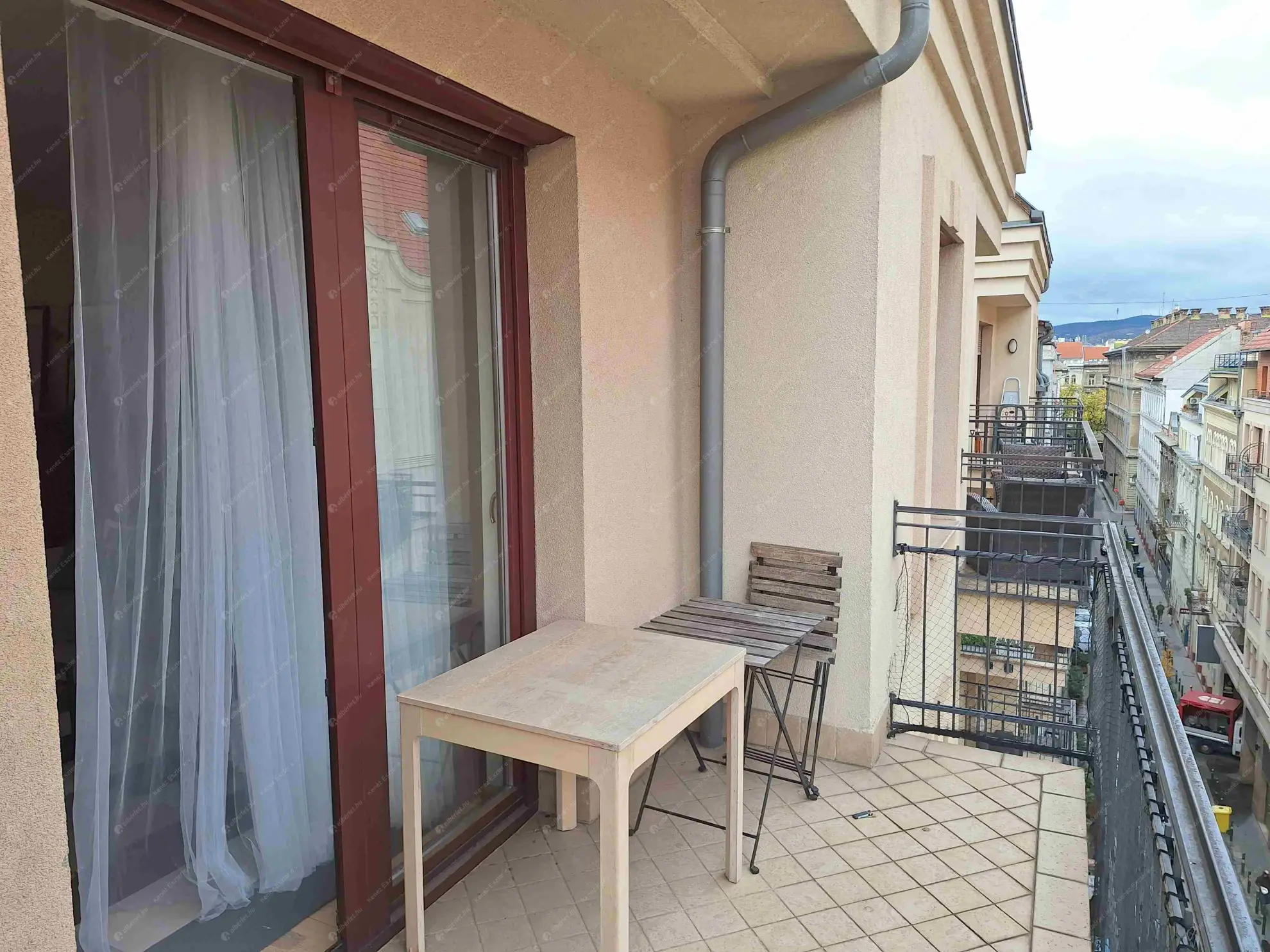 Kiadó albérlet 300000 Ft/hó áron: Budapest, VI. kerület  Király utca. Mérete: 60 nm, 2 szobás | Alberlet.hu - 6592064