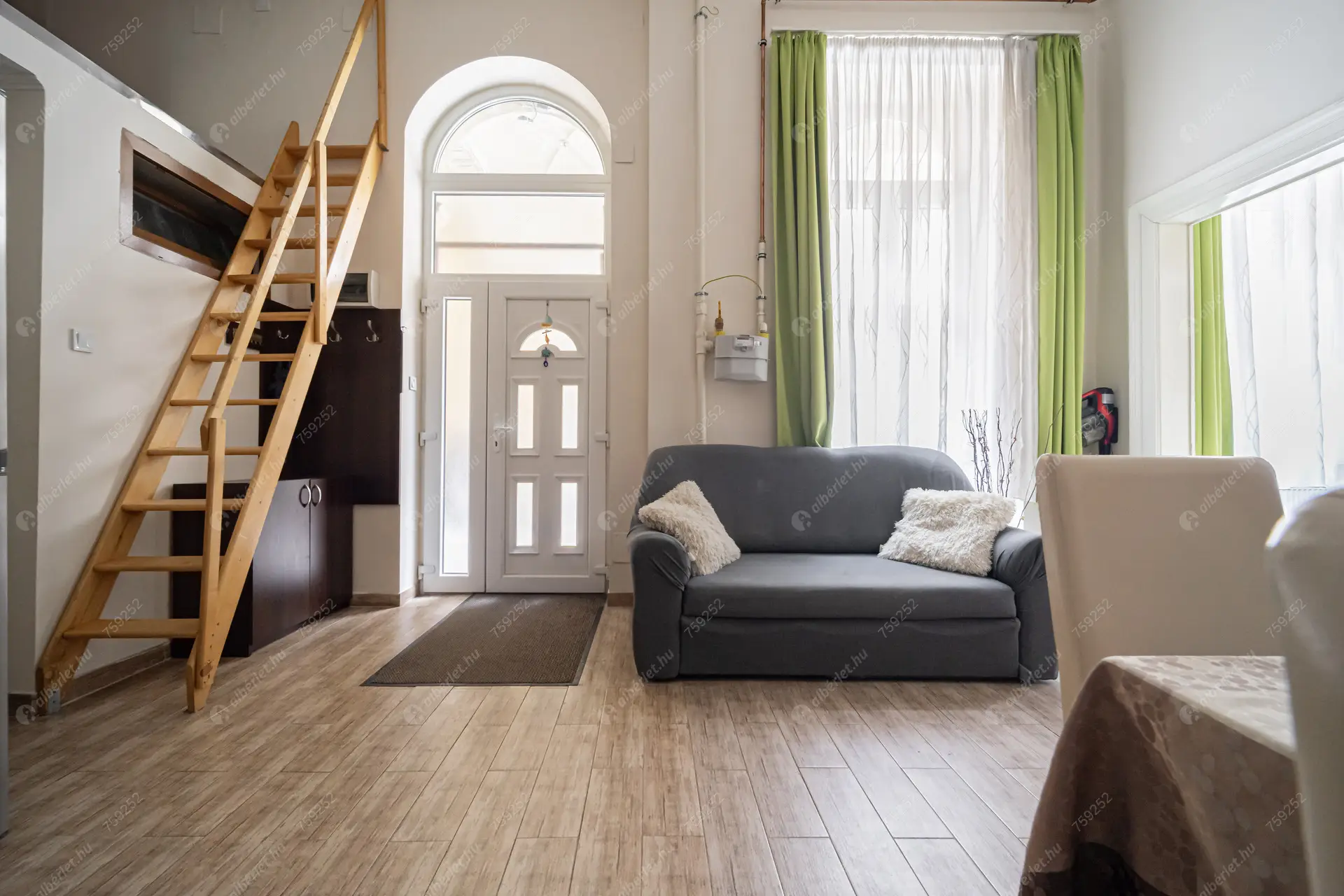 Kiadó albérlet 310000 Ft/hó áron: Budapest, VI. kerület  Király utca. Mérete: 61 nm, 2 szobás | Alberlet.hu - 6419534