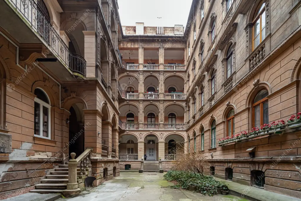 Kiadó albérlet 310000 Ft/hó áron: Budapest, VI. kerület  Király utca. Mérete: 61 nm, 2 szobás | Alberlet.hu - 6598047