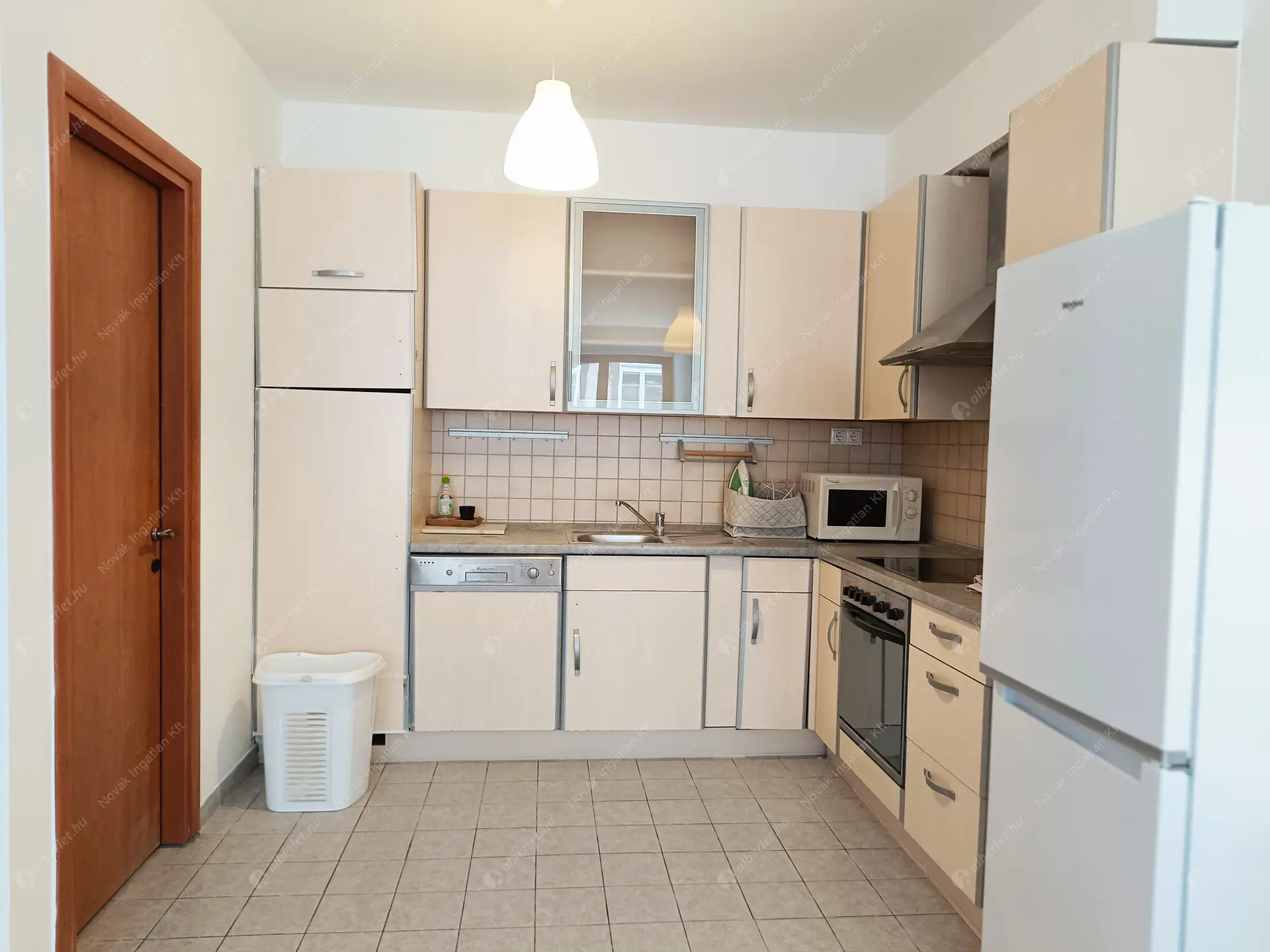 Kiadó albérlet 280000 Ft/hó áron: Budapest, VI. kerület  Király utca. Mérete: 62 nm, 2 szobás | Alberlet.hu - 6477675